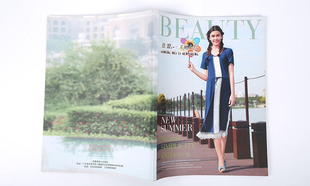 夏裝服裝畫冊設(shè)計(jì)-多彩夏天服裝宣傳冊設(shè)計(jì)-百搭夏裝服裝畫冊設(shè)計(jì) 夏裝服裝畫冊設(shè)計(jì)-多彩夏天服裝宣傳冊設(shè)計(jì)-百搭夏裝服裝畫冊設(shè)計(jì)